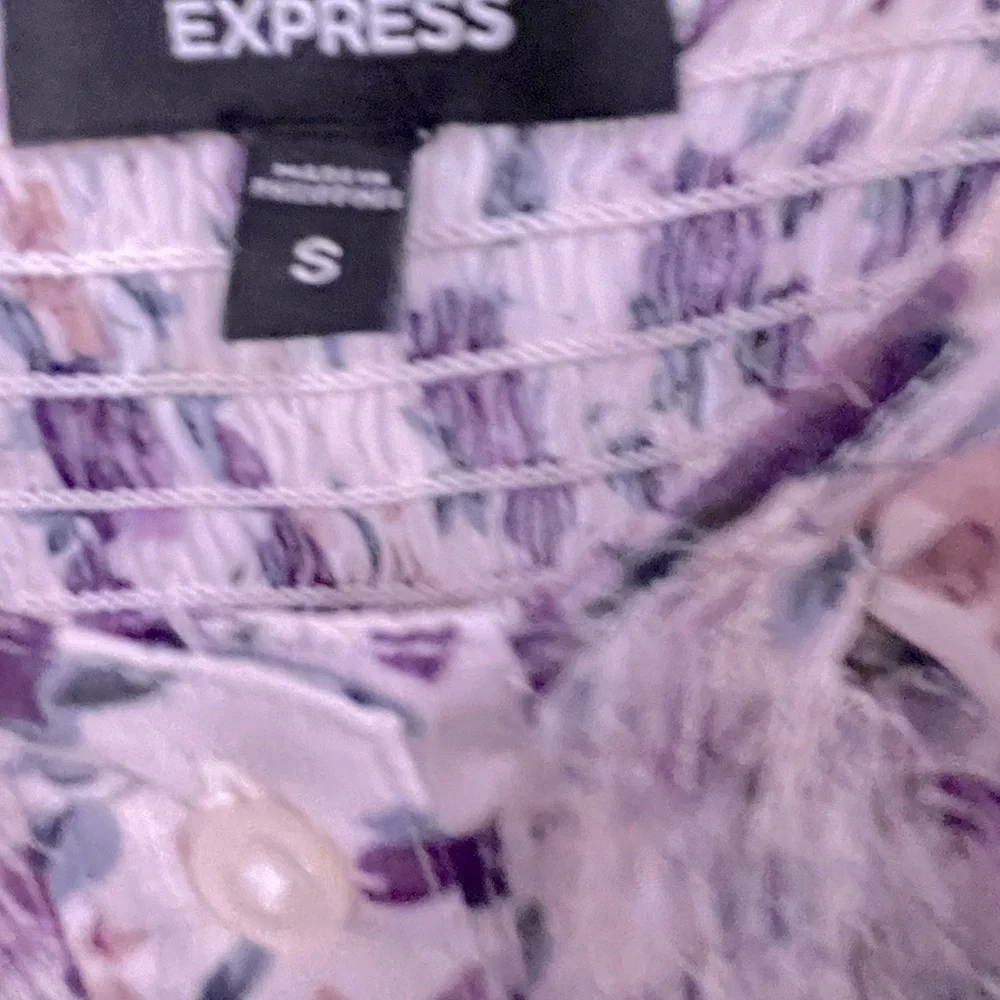 Express - Floral Ruffle Tank - Picture 5 of 10